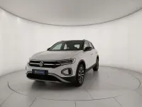 Usata VW T-Roc Style 110 CV (80 kW) 2023 Pure white nero SUV