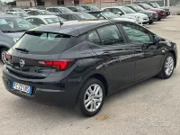 Usata Opel Astra 110 CV (80 kW) 2016 Nero Berlina