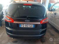 Usata Ford S-MAX Titanium 163 CV (119 kW) 2016 Nero Monovolume