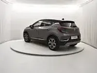 Usata Renault Captur Techno 101 CV (74 kW) 2023 Grigio SUV