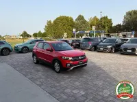 Usata VW T-Cross 95 CV (69 kW) 2019 Rosso SUV