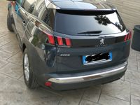 usata Peugeot 3008 Allure 1.5 bluehdi in garanzia