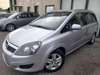 Usata Opel Zafira 116 CV (85 kW) 2012 Argento Monovolume