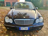 Usata Mercedes C320 Elegance 218 CV (160 kW) 2003 Blu Berlina