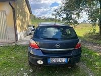 Usata Opel Astra 101 CV (74 kW) 2006 Blu