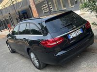 Usata Mercedes C180 129 CV (94 kW) 2016 Nero Station wagon