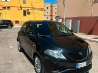 Usata Lancia Ypsilon 95 CV (69 kW) 2016 Nero Utilitaria