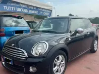 Usata Mini ONE 75 CV (55 kW) 2011 Nero Utilitaria