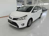 Usata Toyota Verso Style 111 CV (81 kW) 2016 Bianco Monovolume