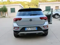Usata VW T-Roc Style 116 CV (85 kW) 2025 Grigio SUV