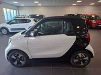 Usata Smart ForTwo Coupé Passion 41 kW (56 CV) 2022 Bianco Utilitaria