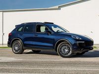 Usata Porsche Cayenne 250 CV (183 kW) 2017 Blu moonlight met. SUV
