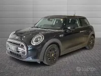 Usata Mini Cooper 75 kW (102 CV) 2022 Nero Utilitaria