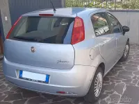 Usata Fiat Grande Punto 65 CV (47 kW) 2008 Grigio Utilitaria