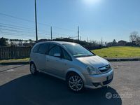 Usata Opel Meriva Club 90 CV (66 kW) 2010 Grigio Monovolume