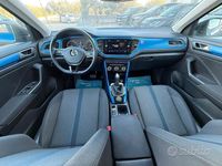 Usado VW T-Roc 150 CV (110 kW) 2018 Azul SUV