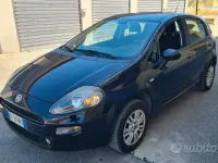 Usata Fiat Punto 77 CV (56 kW) 2014 Bluazzurro Utilitaria