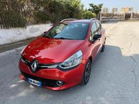 Usata Renault Clio GrandTour 75 CV (55 kW) 2014 Rosso Station wagon