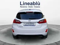 Usata Ford Fiesta Titanium 75 CV (55 kW) 2022 Bianco Utilitaria