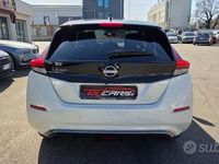 Usata Nissan Leaf Tekna 160 kW (218 CV) 2022 Bianco Utilitaria