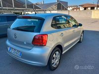 Usata VW Polo 75 CV (55 kW) 2009 Grigio Utilitaria