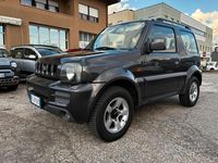 Usata Suzuki Jimny 86 CV (63 kW) 2010 Grigio SUV