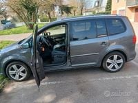 Usata VW Touran 2012 Grigio Monovolume