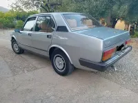 Usata Alfa Romeo Alfetta 125 CV (91 kW) 1982 Grigio Berlina