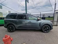 Nuova Dacia Jogger Extreme 155 CV (114 kW) 2026 Verde Monovolume