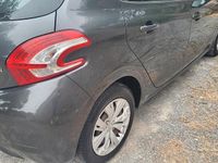 Usata Peugeot 208 82 CV (60 kW) 2012 Grigio Utilitaria