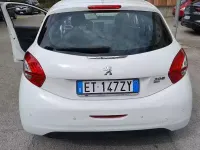 Usata Peugeot 208 Allure 92 CV (67 kW) 2014 Bianco Utilitaria