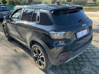 Begagnad Jeep Avenger Summit 101 HK (74 kW) 2023 Svart SUV