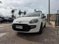 Usata Fiat Punto Evo 75 CV (55 kW) 2011 Bianco Utilitaria