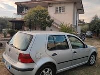 Usata VW Golf IV 100 CV (73 kW) 2000 Grigio Utilitaria