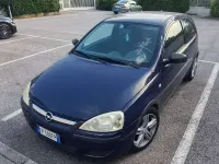 Usata Opel Corsa 75 CV (55 kW) 2004 Lilla Utilitaria