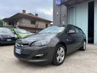 Usata Opel Astra 110 CV (80 kW) 2014 Grigio Station wagon