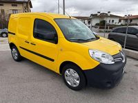 Usata Renault Kangoo 90 CV (66 kW) 2018 Giallo Monovolume