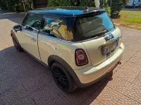 Usata Mini Cooper 120 CV (88 kW) 2009 Bianco Utilitaria