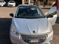 Usata Peugeot 208 82 CV (60 kW) 2013 Grigio Utilitaria
