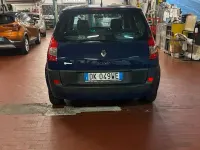 Usata Renault Scénic II 105 CV (77 kW) 2007 Blu Monovolume