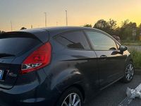 Usata Ford Fiesta Titanium 82 CV (60 kW) 2009 Grigio Berlina