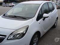 Usata Opel Meriva 120 CV (88 kW) 2014 Bianco Monovolume