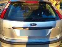 Usata Ford Focus 90 CV (66 kW) 2006 Grigio Berlina