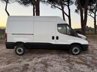 Usata Iveco Daily 116 CV (85 kW) 2020 Bianco Furgone