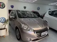 Usata Peugeot 208 Allure 82 CV (60 kW) 2012 Viola Utilitaria