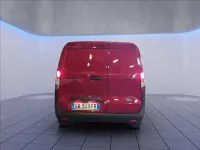 Usata Ford Transit Trend 101 CV (74 kW) 2024 Rosso metallizzato Furgone