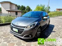 Usata Peugeot 208 Allure 82 CV (60 kW) 2018 Grigio Utilitaria