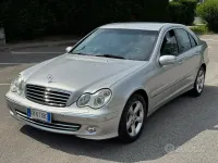 Usata Mercedes C270 Avantgarde 170 CV (125 kW) 2004 Giallo Berlina