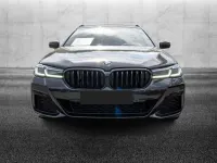 Usata BMW 520 M Sport 190 CV (139 kW) 2024 Grigio Station wagon