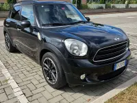 Usata Mini One D Countryman Business 90 CV (66 kW) 2016 Nero SUV
